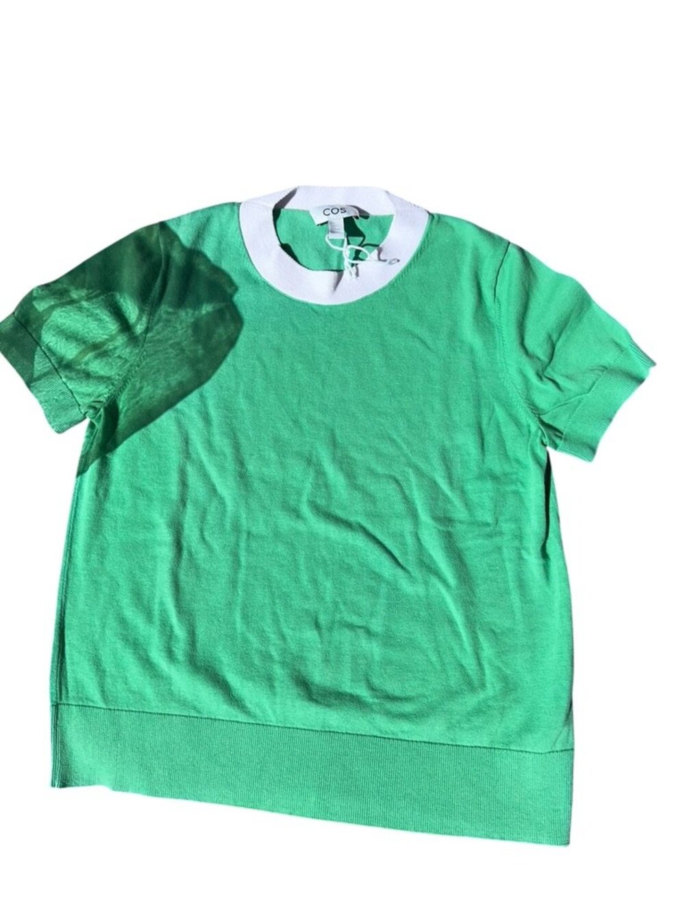 cos kelly green white trim short sleeved knit sweater top L